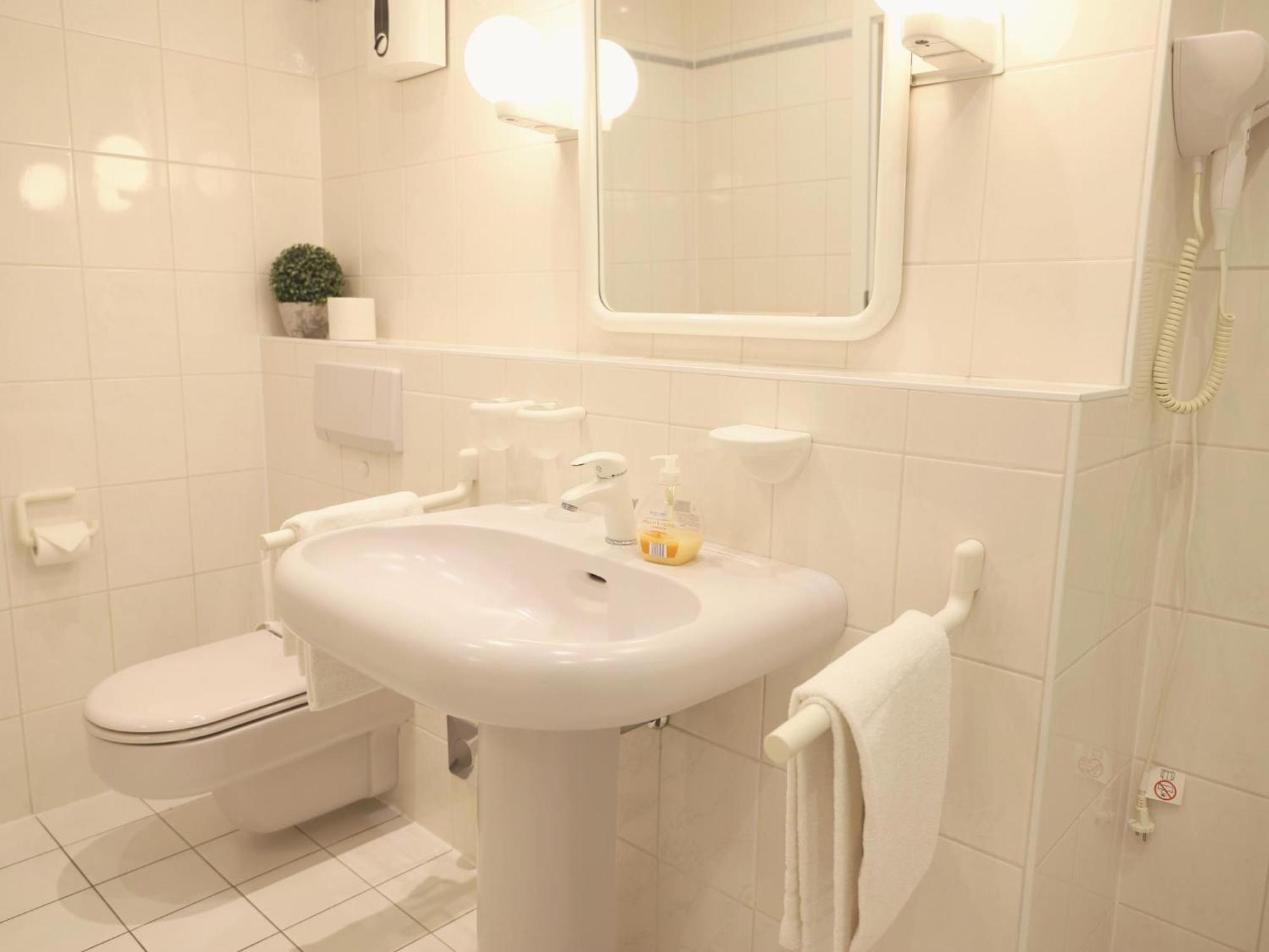 Das Geraeumige 2-Zimmer-Appartement Βέστερλαντ Εξωτερικό φωτογραφία